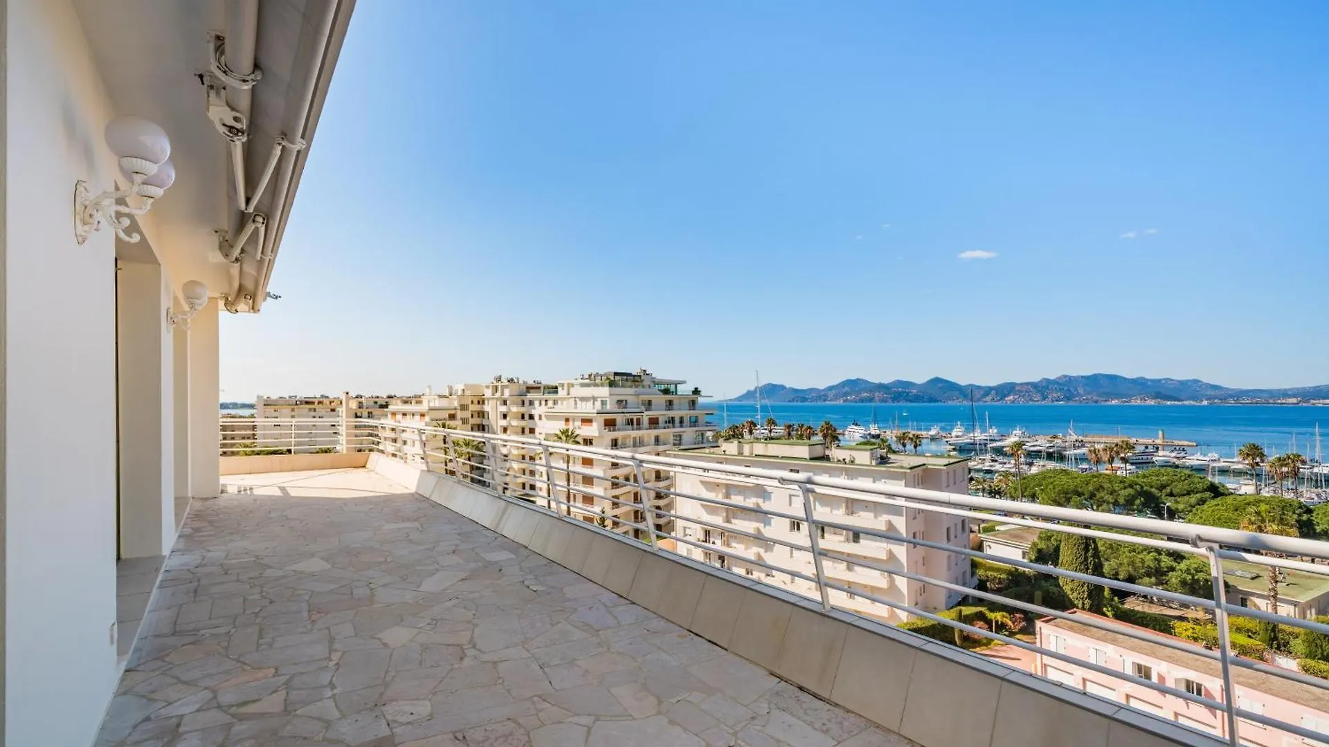 Appartement Vue Mer Panoramique Cannes 0*,  France