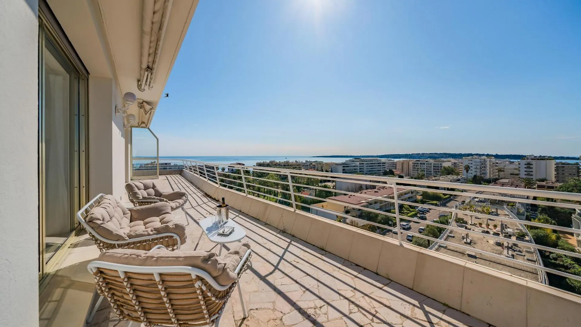 Appartement Vue Mer Panoramique Cannes
