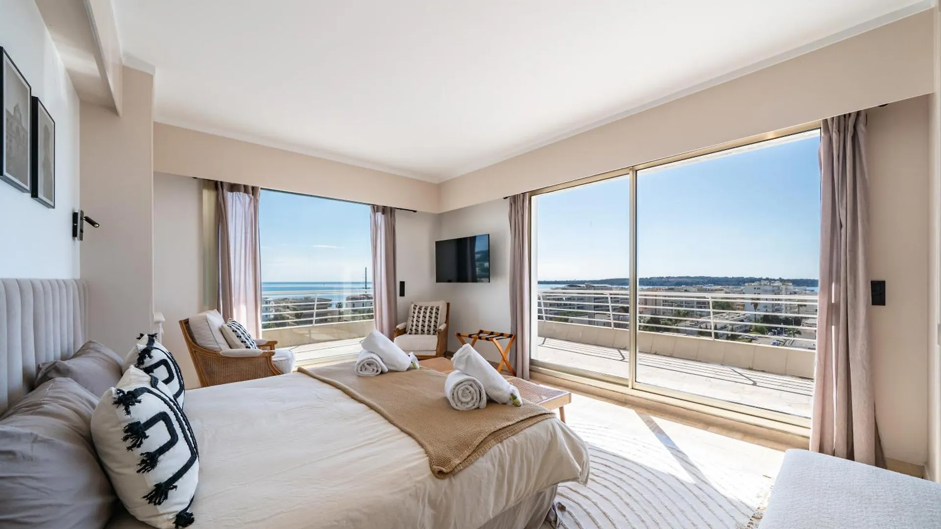 Appartement Vue Mer Panoramique Cannes Apartment